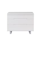 NO RESERVE Contemporary, Three drawer chest of drawers