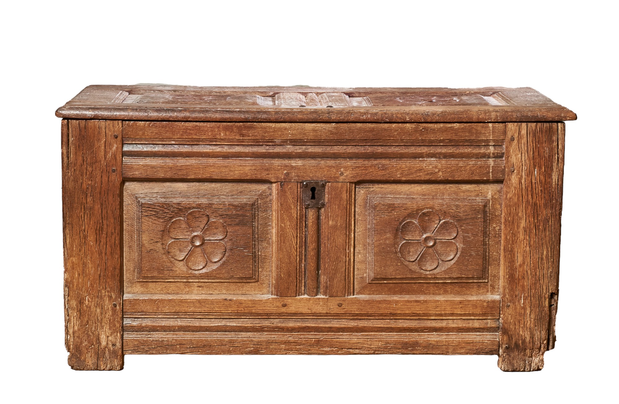 NO RESERVE: Jacobean, An oak blanket box