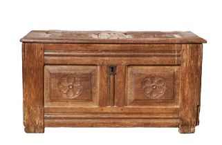 NO RESERVE: Jacobean, An oak blanket box