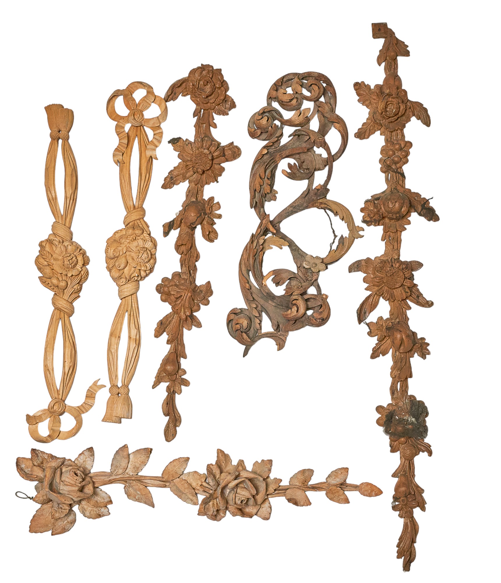 NO RESERVE: British, 19th/20th Century, A large group of carved drops - Image 2 of 3