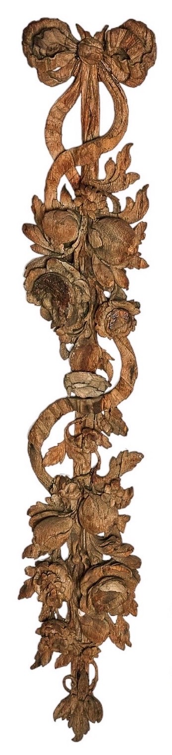 British, Mid-18th Century, Manner of Grinling Gibbons, A carved oak drop - Image 2 of 3