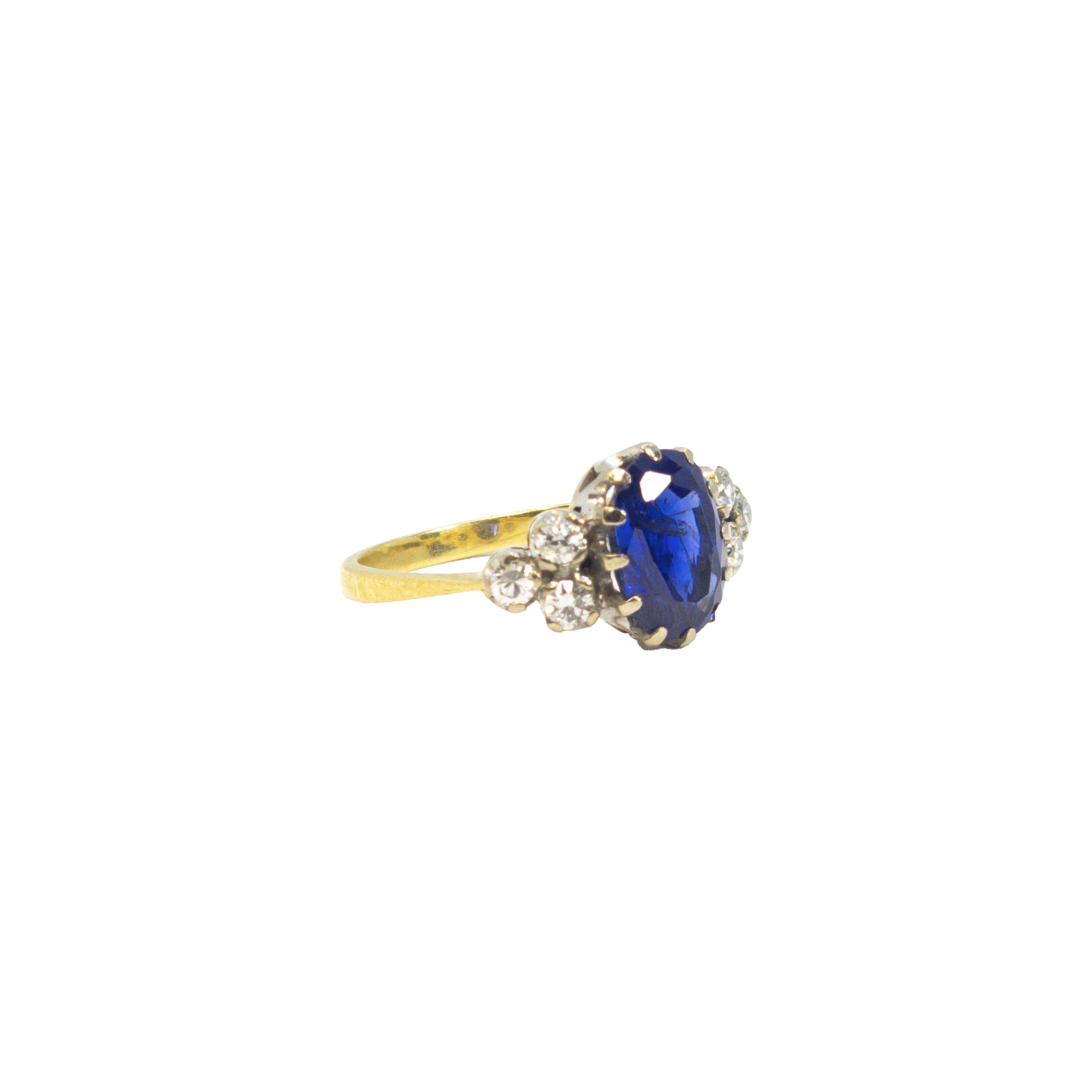 British, Circa 1940, A fine unheated Burmese sapphire and diamond dress ring - Image 2 of 6