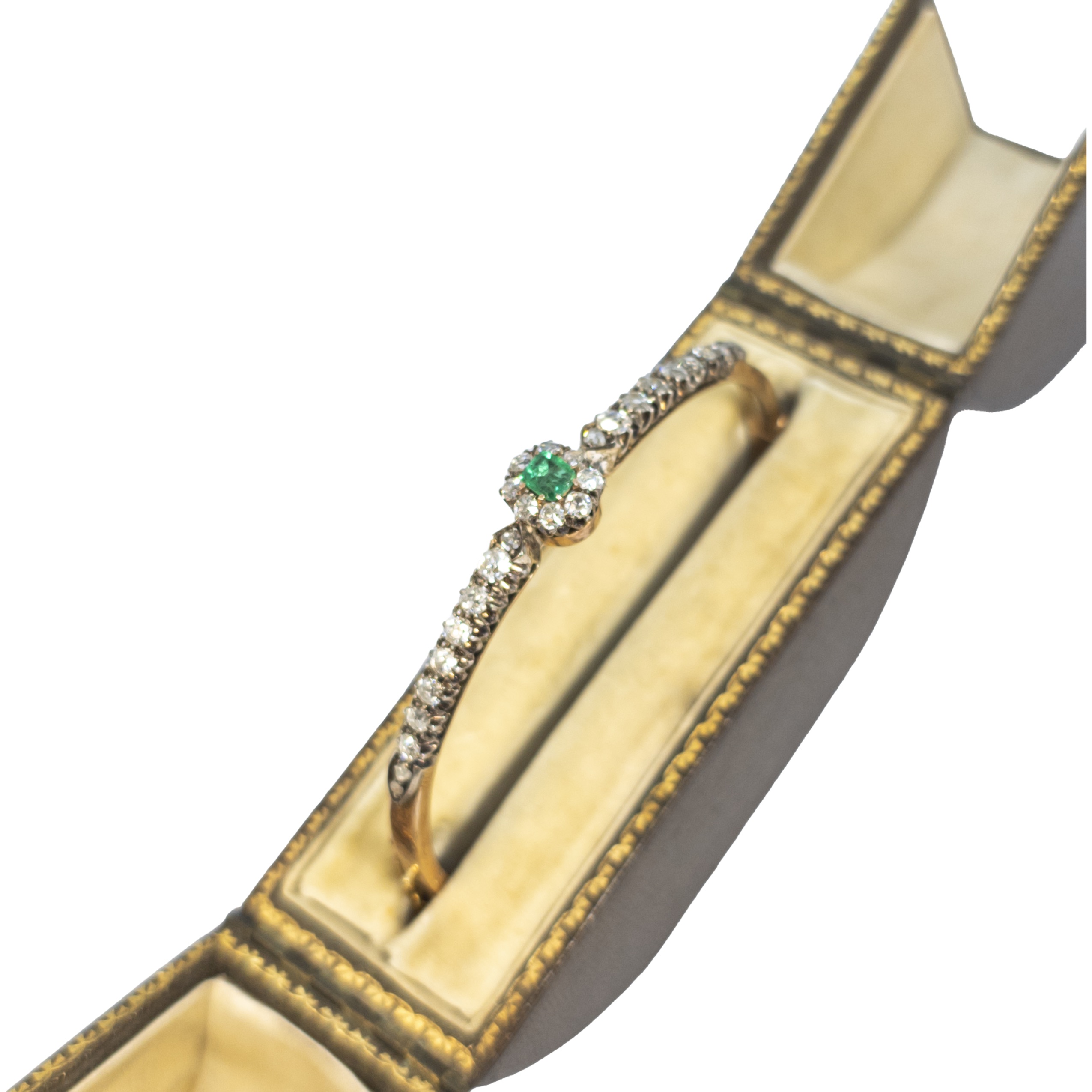 British, Circa 1880, A pretty emerald, diamond and 18 carat rose gold bangle - Image 3 of 3