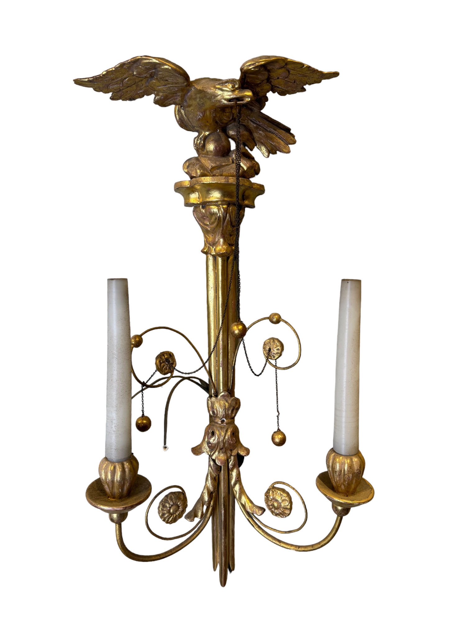 NO RESERVE: British, Circa 1980, A set of four carved giltwood wall lights - Image 2 of 4