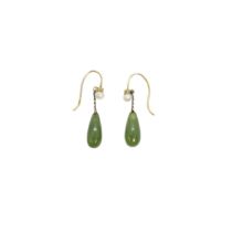 Circa 1900, A pair of natural pearl and jade pipkin drop earrings