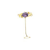 British, Circa 1880, An amethyst and yellow gold brooch