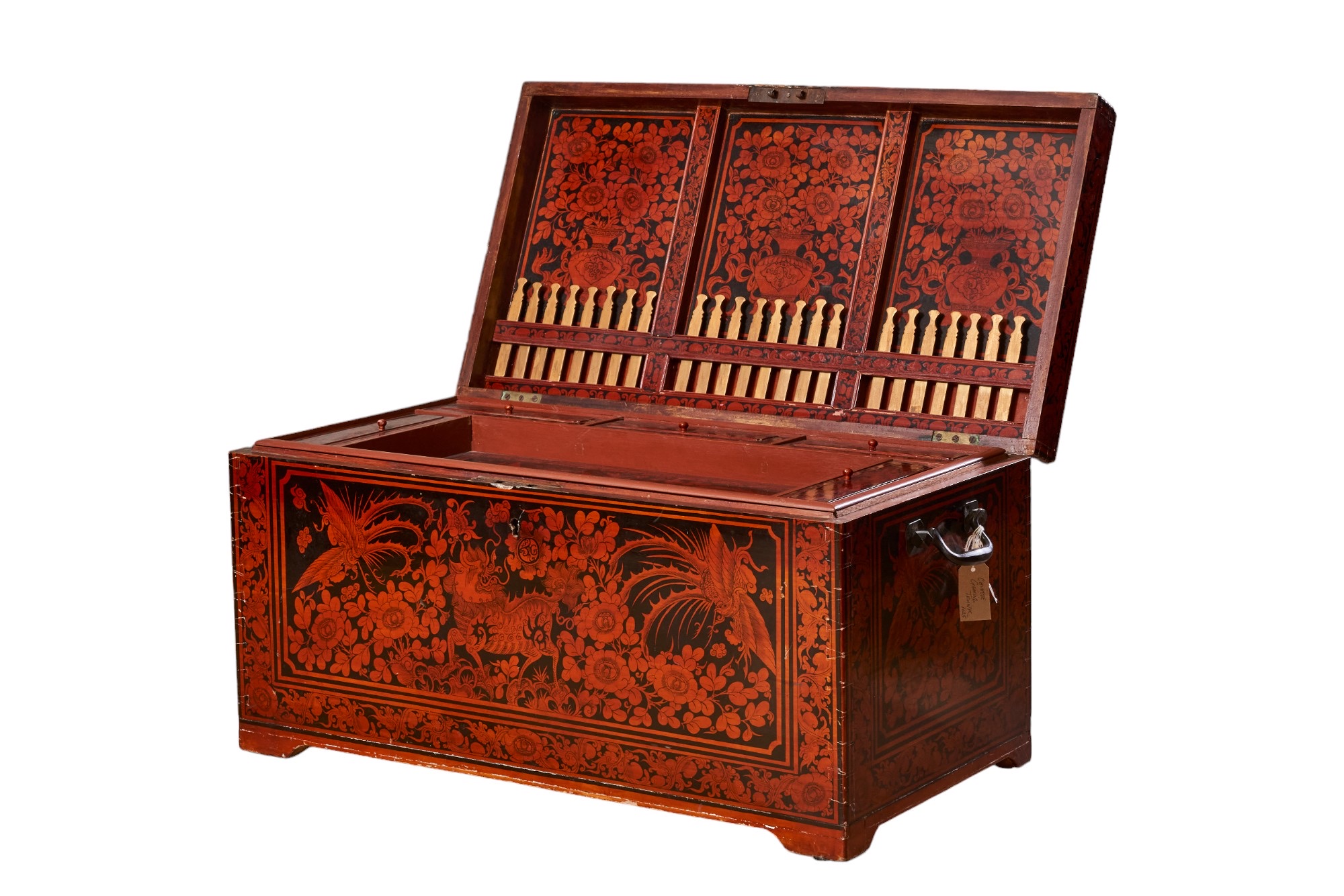 Chinese, 19th Century, A large lacquered gaming trunk - Image 2 of 3