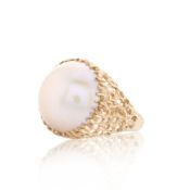 14k Yellow Gold Filigree With 16mm Round Mabe Pearl Dome Ring