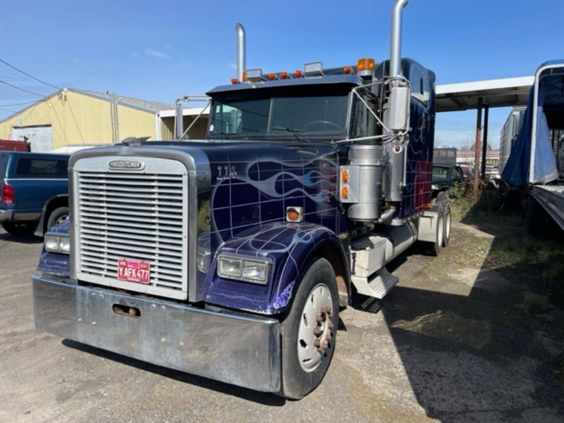 Freightliner Classic, Molalla, OR - Image 3 of 11