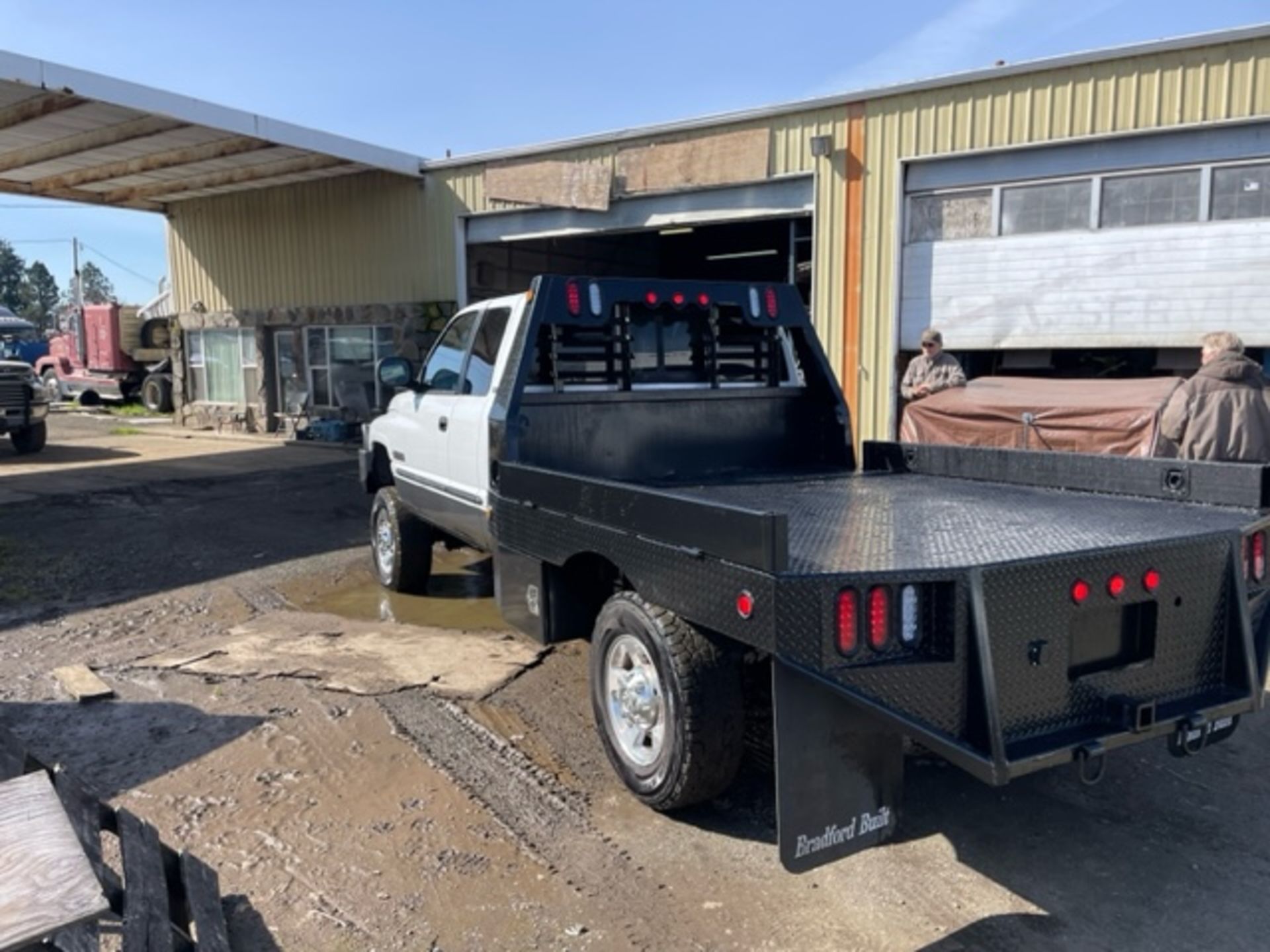 Dodge Laramie 2500, Molalla, OR - Image 2 of 9