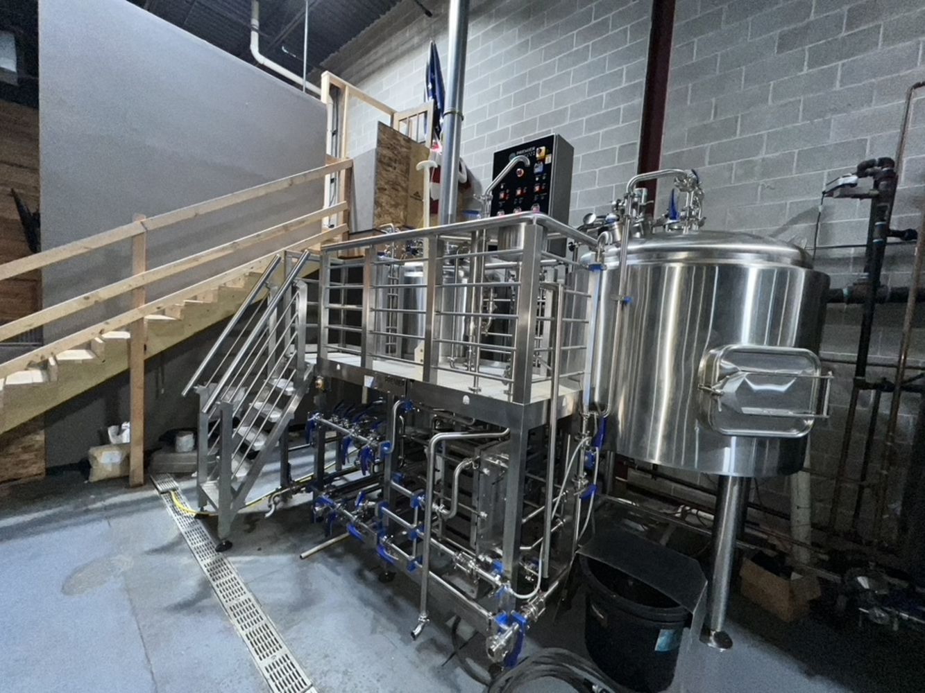 Steam Hollow Brewing Co. and Taproom, By Order Of Secured Lender, Premier Stainless 10 BBL 2-Vesssel Brew System, HLT, Unitanks, Bright tank