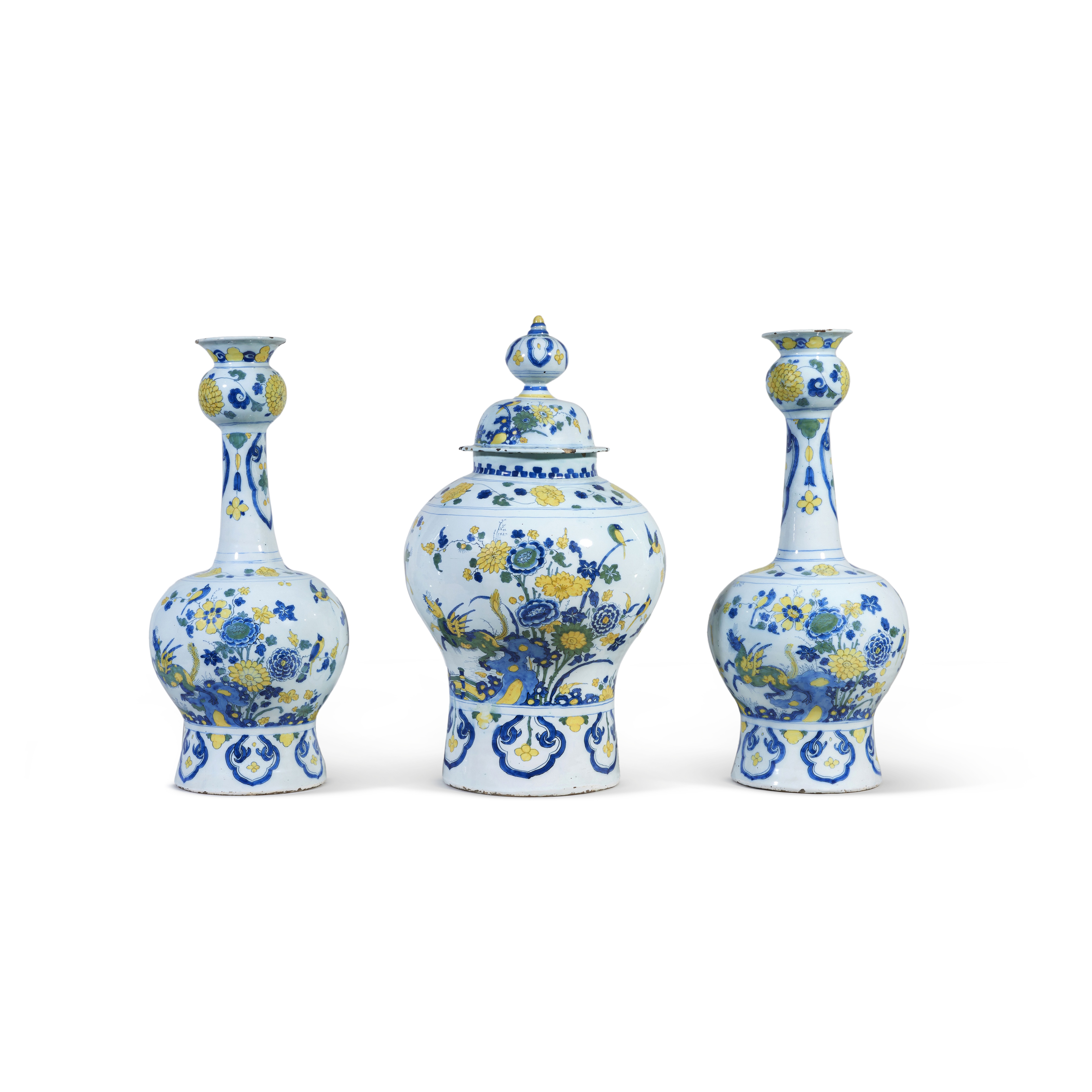 A Dutch Delft Polychrome Large Three Vase Garniture, Circa 1700 | Eine 3-teilige Delfter polychrome 