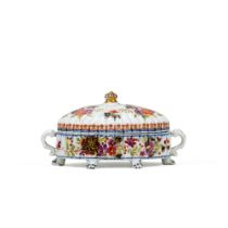 A Meissen Two-Handled Reeded Oval Sugar Box or Butter Box and Cover, Circa 1735 | Eine Meissen ovale