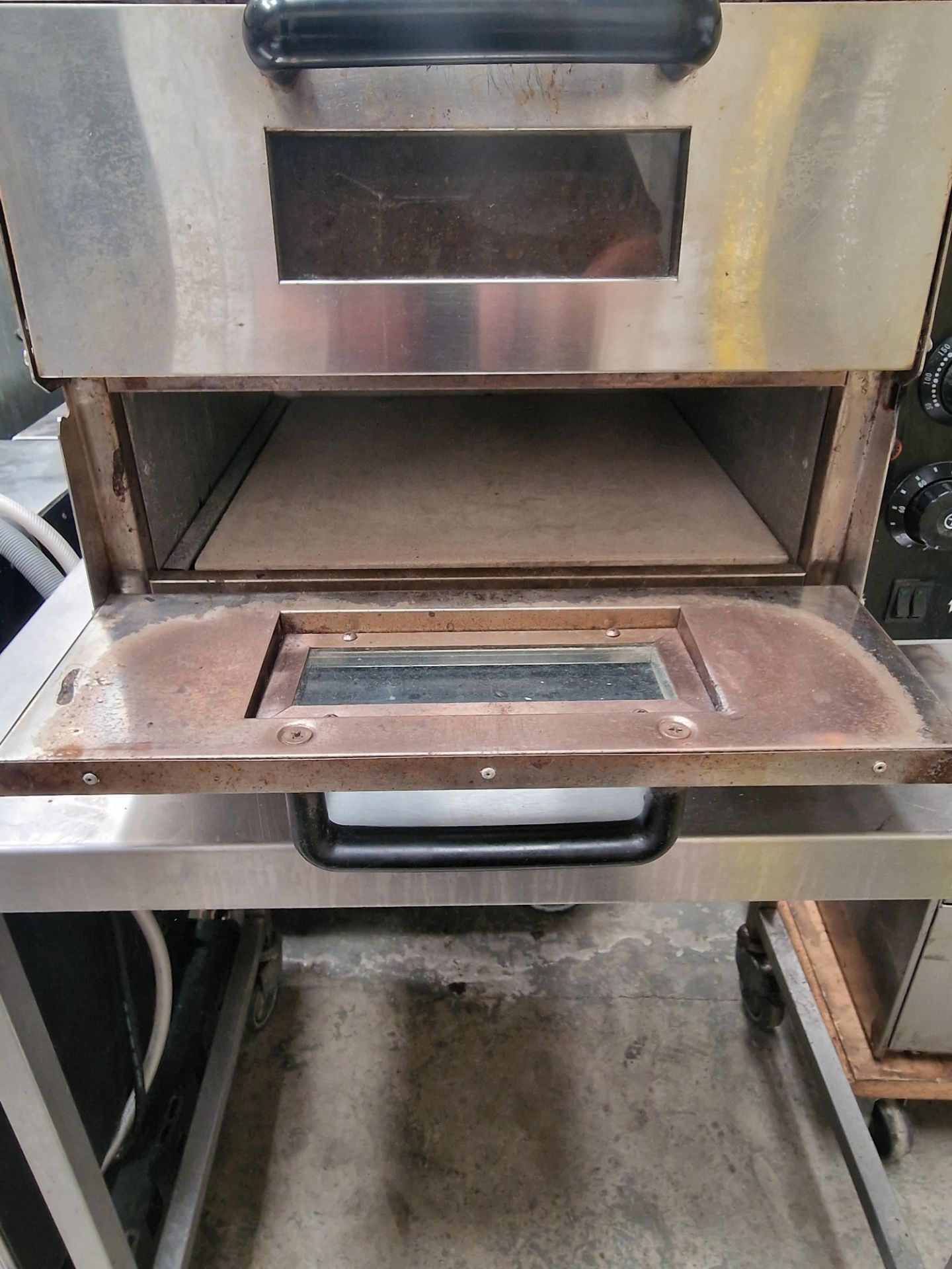 Double pizza oven. - Image 3 of 3