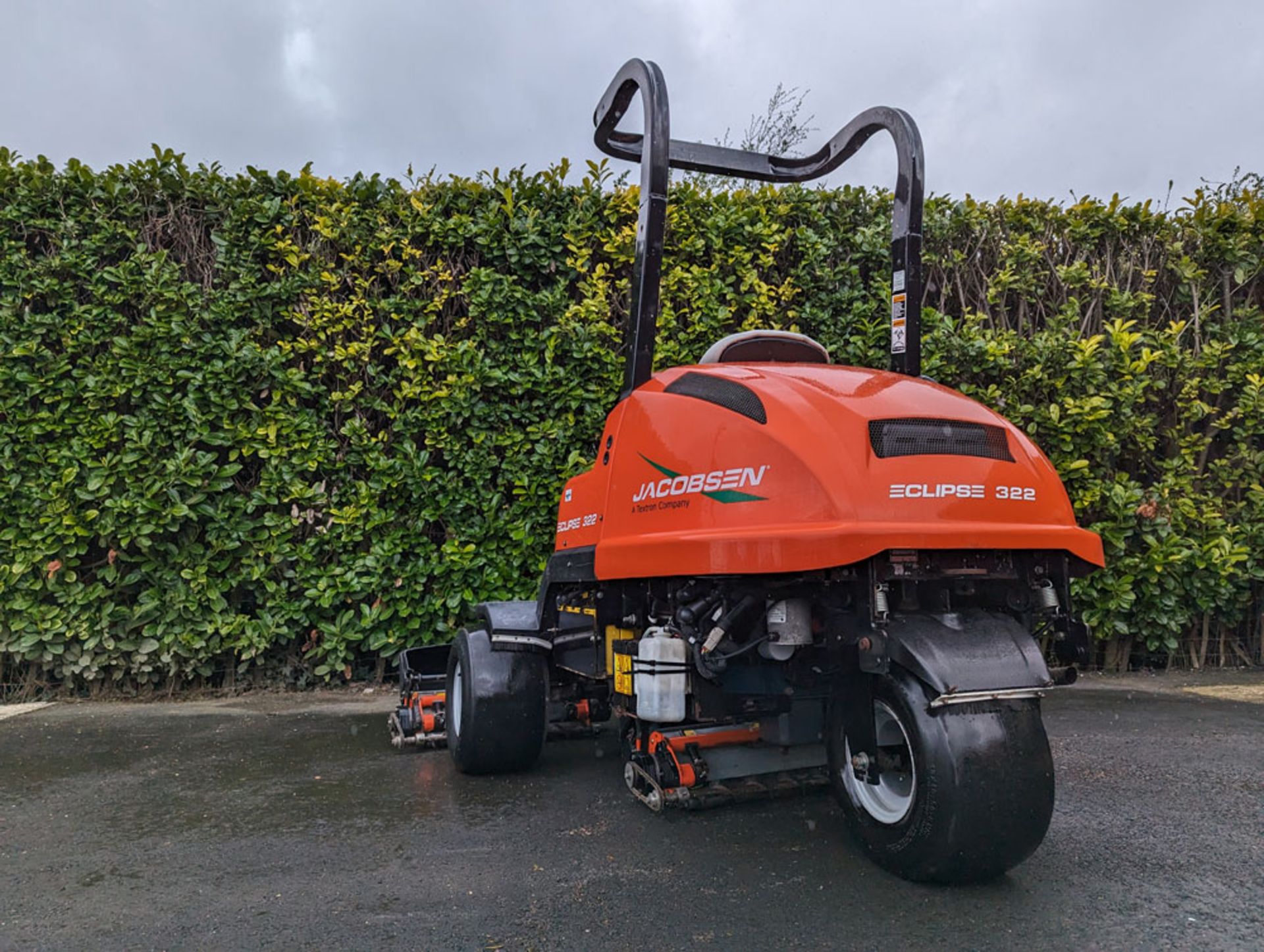 Jacobsen Eclipse 322 Hybrid 2WD Mower. - Image 6 of 10