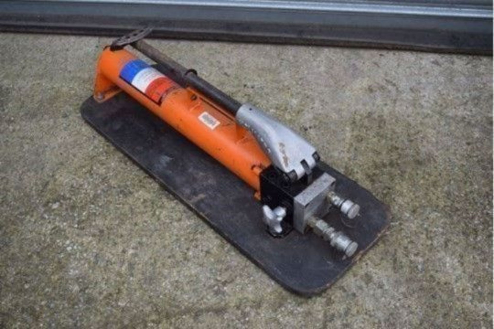 Holmatro Vehicle Rescue Tools Set 1 - Image 6 of 6