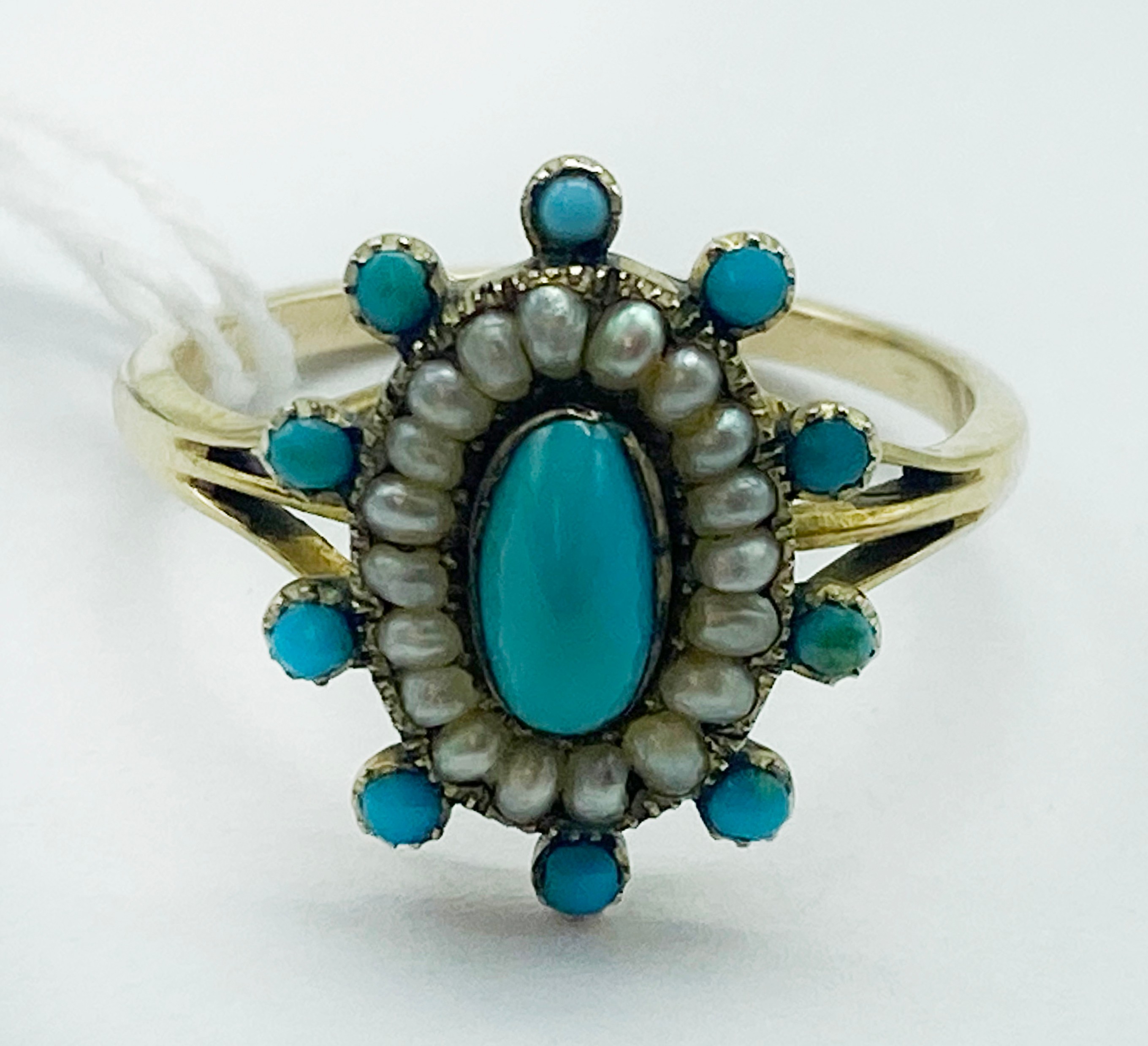9CT GOLD SEED PEARL & TURQUOISE RING - Image 3 of 3