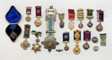 FIFTEEN SILVER MASONIC MEDALS