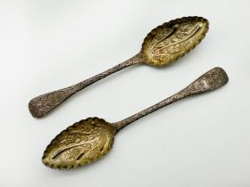 PAIR OF GEORGIAN SILVER SERVING SPOONS - APPROX 4 OZ