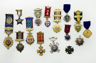 FIFTEEN SILVER MASONIC MEDALS