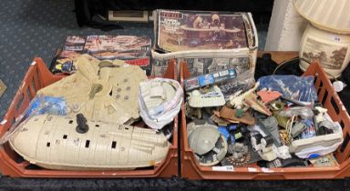 LARGE COLLECTION OF OSLY ORIGINAL STAR WARS FIGURES & ACCESSORIES - KENNER, LFL, PALITOY INCL. BOXED