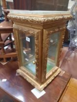 FAUX MARBLE & GILT DISPLAY CASE