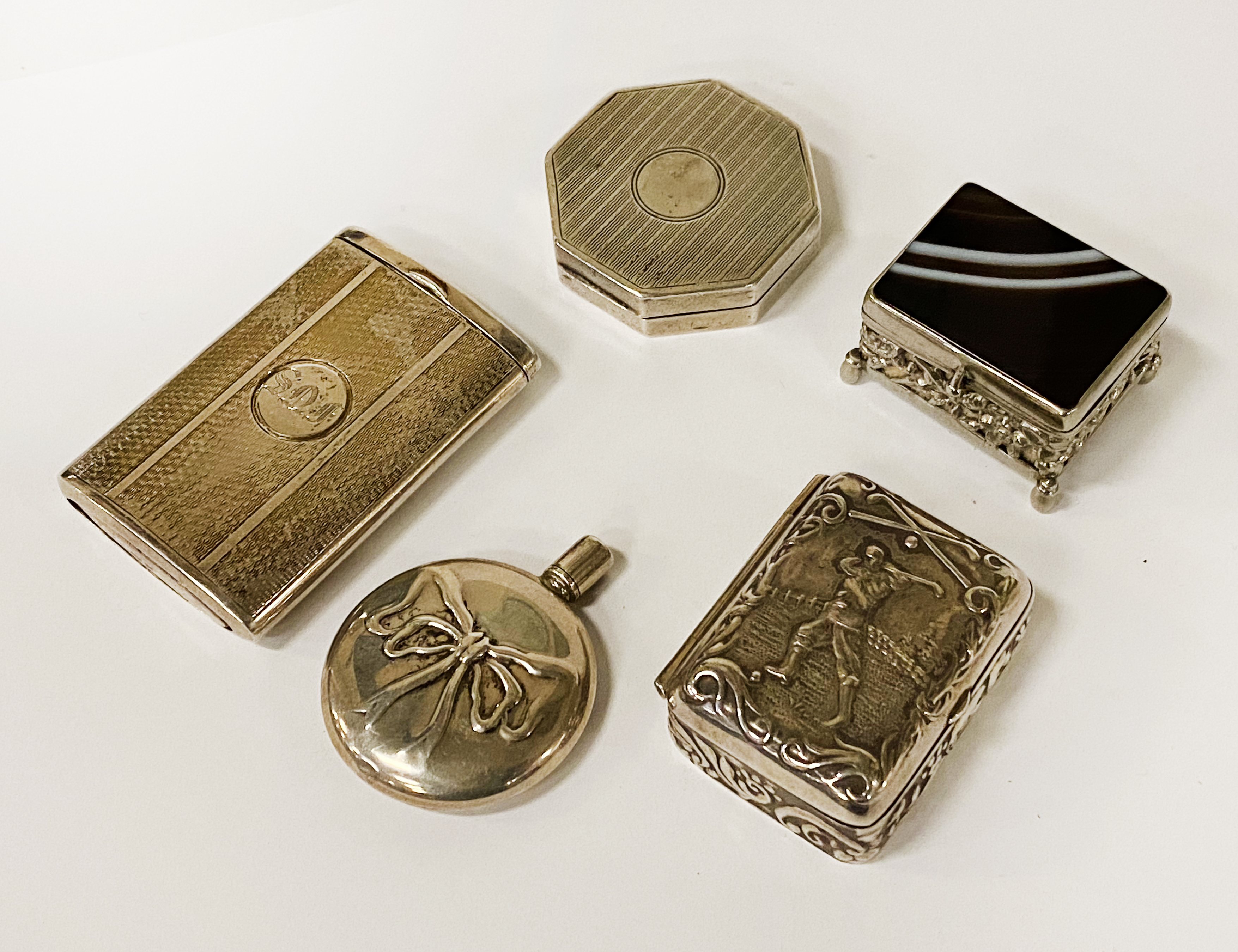 COLLECTION OF SILVER TRINKET BOXES & OTHER ITEMS
