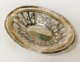 H/M SILVER PIERCED DISH - 9 OZS APPROX