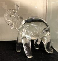 SIGNED STUDIO GLASS OF AN ELEPHANT - 26.5 CMS APPROX