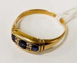 18CT YELLOW GOLD DIAMOND & SAPPHIRE RING SIZE (O) 3.2 GRAMS APPROX