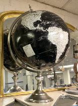 LARGE GLOBE