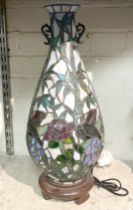 TIFFANY STYLE TABLE LAMP IN STYLE OF VASE - 53CMS (H) APPROX