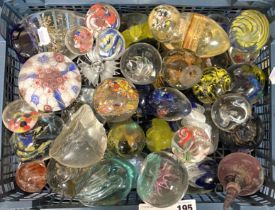 COLLECTION OF ART GLASS PAPERWEIGHTS