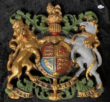 COAT OF ARMS WALL DECOR