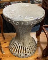 METAL STOOL