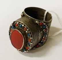 OTTOMAN SILVER RING WITH INLAID STONES