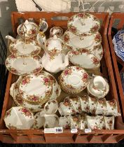 TRAY OF ROYAL ALBERT ''COUNTRY ROSE'' 12 SETTING TEASET