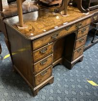 WALNUT KNEEHOLE DESK