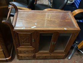 ORIENTAL DRINKS CABINET