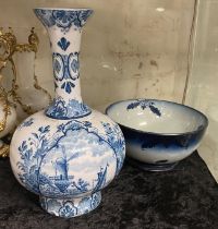 2 PIECES OF DELFT