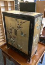 CHINOISERIE CABINET WITH TWO PANELS