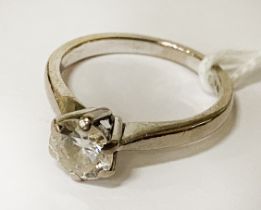 18CT WHITE GOLD APPROX 1 CARAT SINGLE DIAMOND RING SIZE J - 3.8 GRAMS APPROX