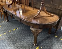 MAHOGANY DINING TABLE