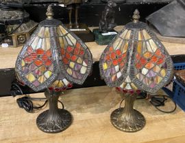 PAIR OF TIFFANY STYLE TABLE LAMPS 34CMS (H) APPROX