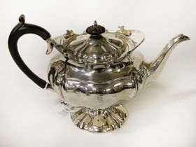 H/M SILVER ART NOUVEAU TEAPOT - INSCRIBED 1922 - 22 IMP OZS APPROX