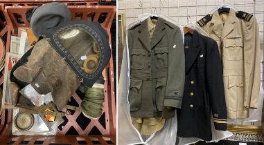 COLLECTION OF MILITARIA TO INCLUDE MOSTLY SECOND WORLD WAR EPHEMRA SUCH AS WWII GAS MASK, AMERICAN