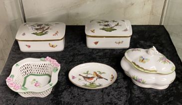 5 HAND PAINTED HEREND CHINA PIECE