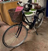 PENDLETON SOMERBY ELECTRIC BIKE WITH MANUAL & CHARGER