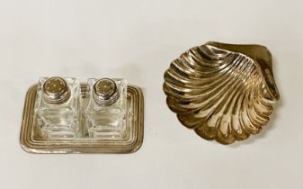 H/M SILVER SHELL DISH WITH AN ITALIAN SILVER & GLASS SALT & PEPPER POT WITH SMALL SILVER TRAY