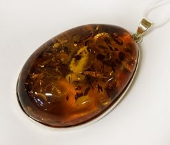 LARGE BALTIC AMBER PENDANT